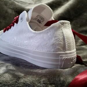 converse mariage femme Taille 10.5 Dentelle blanche de femme Bas-Haut Converse de | Etsy