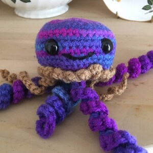 Peanut butter and jellyfish amigurumi / handmade jellyfish /stuffed jellyfish toy / sealife plushie / crochet jellyfish / pbj jellyfish