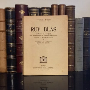 Antique book in French by Victor Hugo &quot;Ruy Blas&quot; Theatre play, tragic drama 1946 Delagrave edition, French classic literature