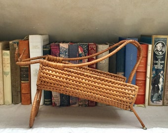 Stilvoller Vintage Flaschenhalter aus Rattan aus Frankreich, 1950er Jahre. RefA7