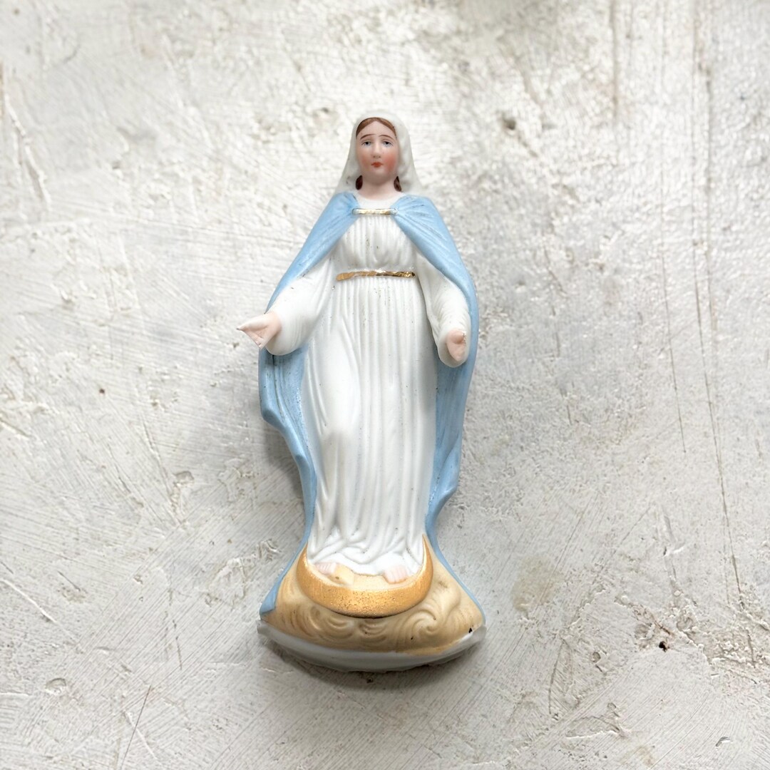 南フランスの聖母マリア像 南フランスの聖母マリア像 南フランスの聖母マリア像 南フランスの聖母