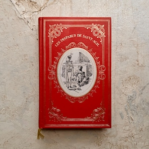 Livre pour enfants illustré vintage en français « Les Disparus de Saint Agil » par Pierre Véry édition de luxe 1979.
