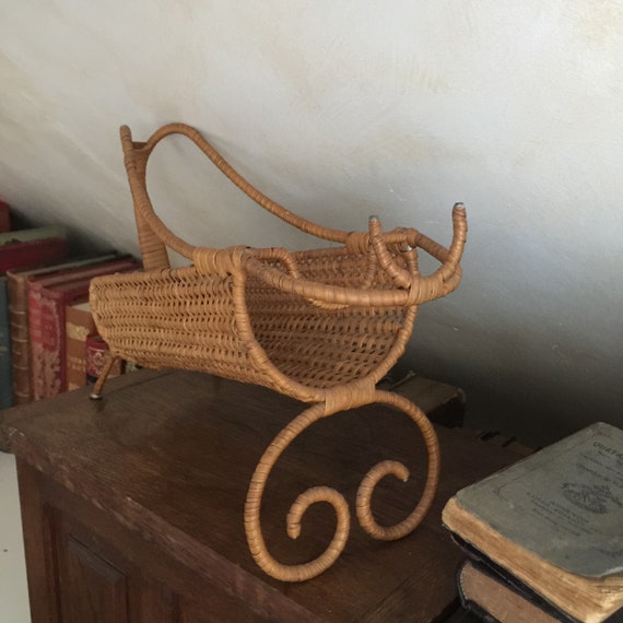 Stylish vintage bottle holder in rattan from Fran… - image 7