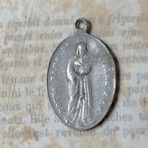 Antique catholic pilgrimage medal from France, Notre Dame de la Peinière (Our Lady of la Peiniere) medal made in France in the XIXth century