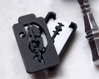 Safety Razor Blade Protection and Drying Box