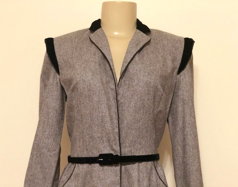 Vintage 1980s Designer Albert Capraro Gray Wool & Black Etsy