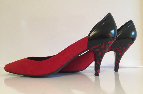 red pumps kids