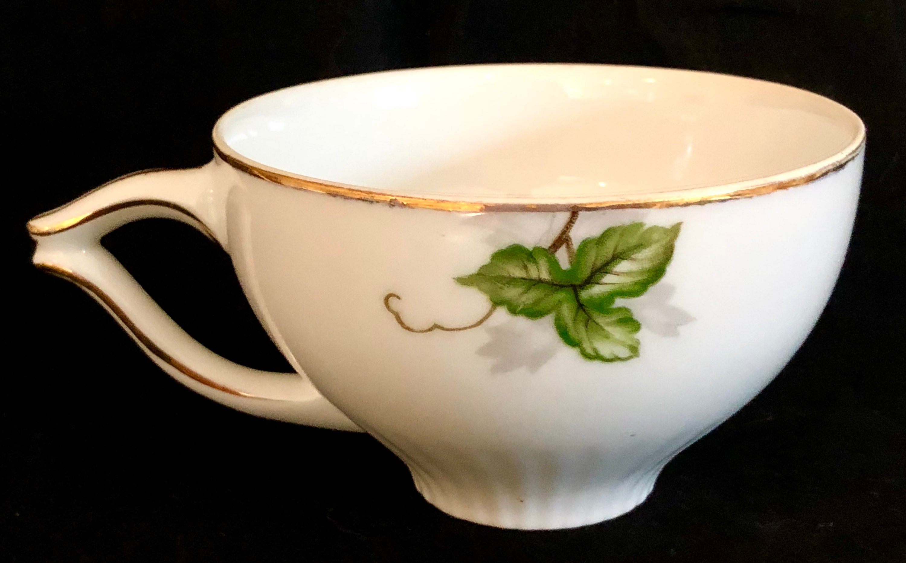 Vintage 1960s Gold China of Japan Tea Cup, Grapevine Leaves Vintage 1960s Gold China of Japan Tea Cup, Grapevine Leaves