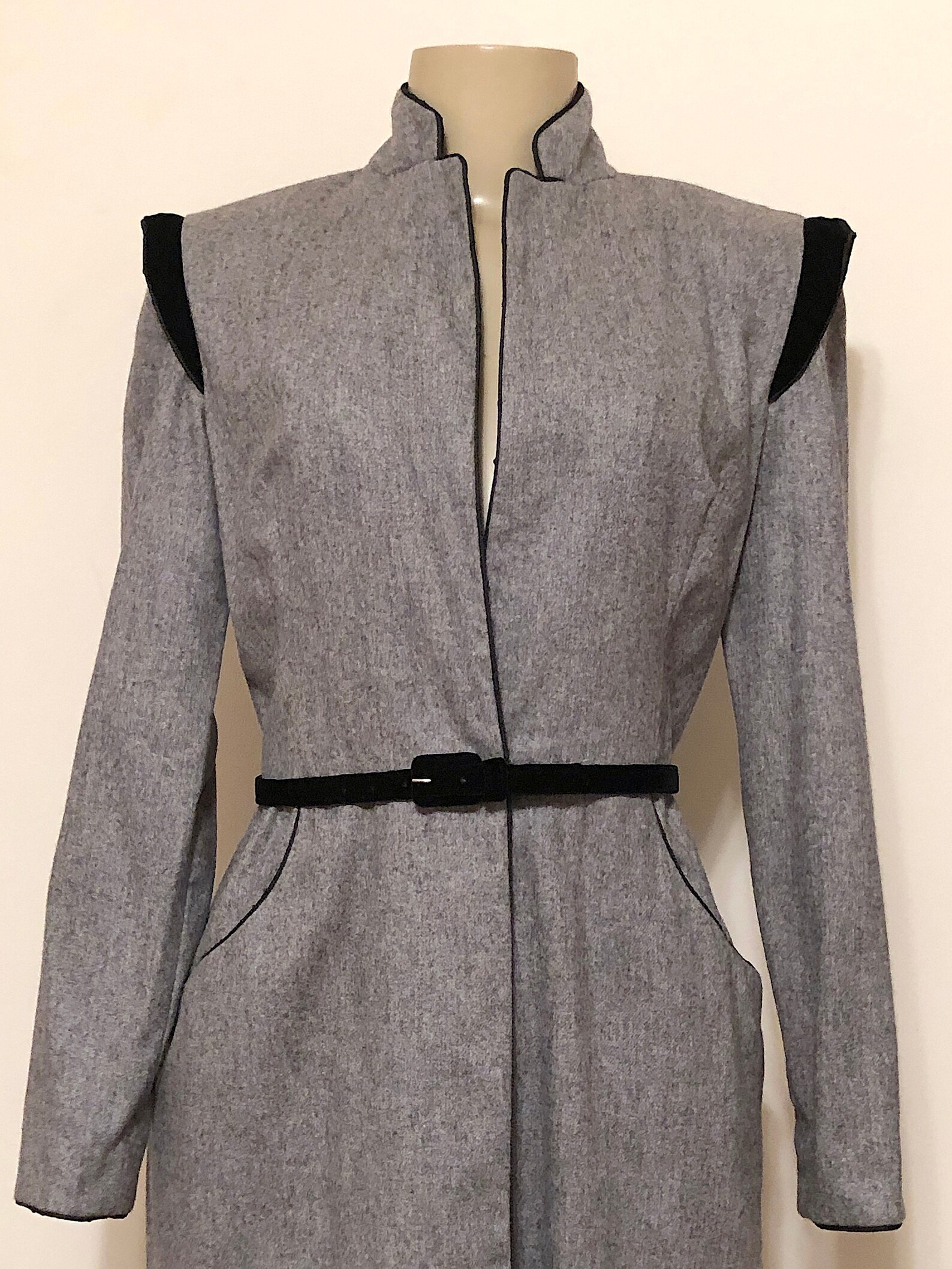 Vintage 1980s Designer Albert Capraro Gray Wool & Black Etsy