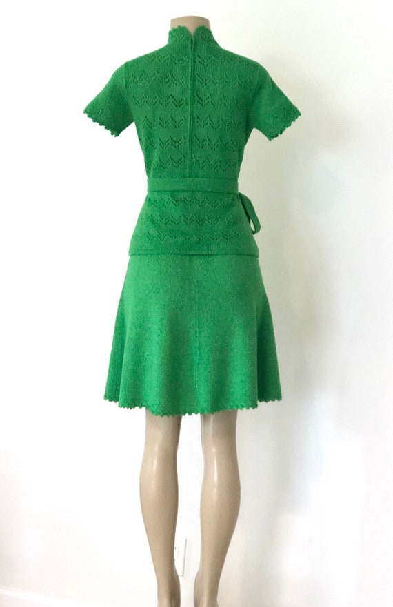 Vintage 1970s St. John Knits Kelly Green Short Sleeve… Gem