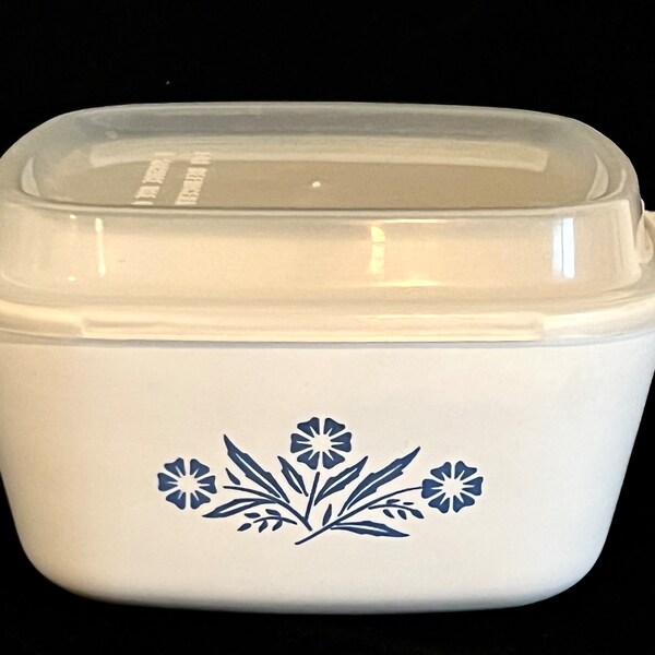 Vintage 1969-1972 Corning Ware Cornflower Blue 2 3/4 Cup Casserole With Lid, NEVER USED