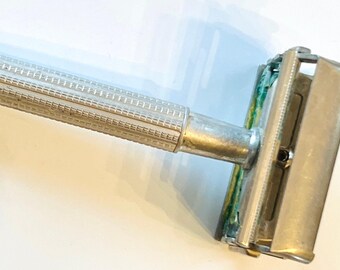 Vintage 1957 Second Quarter C2 Gillette Blue Tip Super Speed Double Edge Safety Razor, Vintage Shaving
