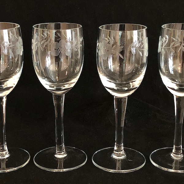 Vintage Matched Set 4 Etched Cut Crystal Sherry Cordial Liqueur Glasses, Vintage Barware