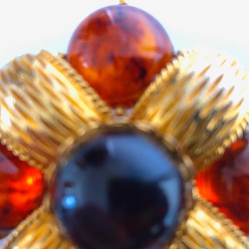 Gorgeous CADORO Signed Vintage Bakelite Faux shops Tortoise Shell Brooch, Pin, Jewelry