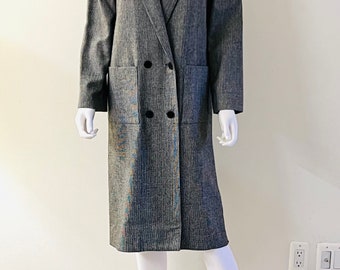 Vintage 1980s  Retro Classic Tailored Double Breasted Black & White Herringbone Long Coat, 8