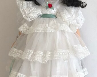 Vintage 1992 Limited Edition Seymour Mann Connoisseur Doll Vintage 1992 Limited Edition Seymour Mann Connoisseur Doll