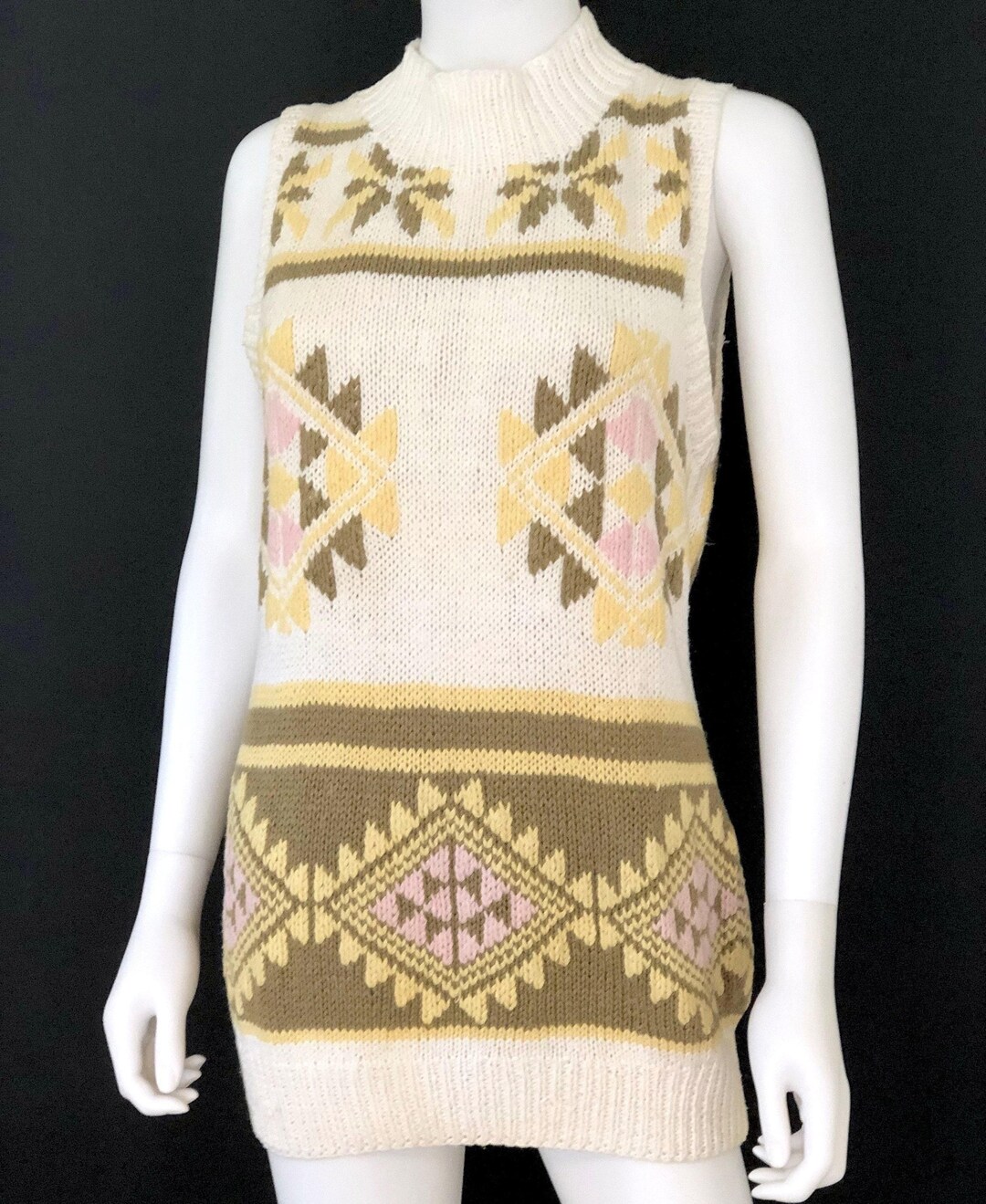 Women's Vintage Aztec Horse Art Print Casual Pullover Sweater main image 1
