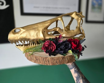 Velociraptor skull wedding centre piece - top table - 3D Printed Art - gothic wedding - custom colours / flowers available