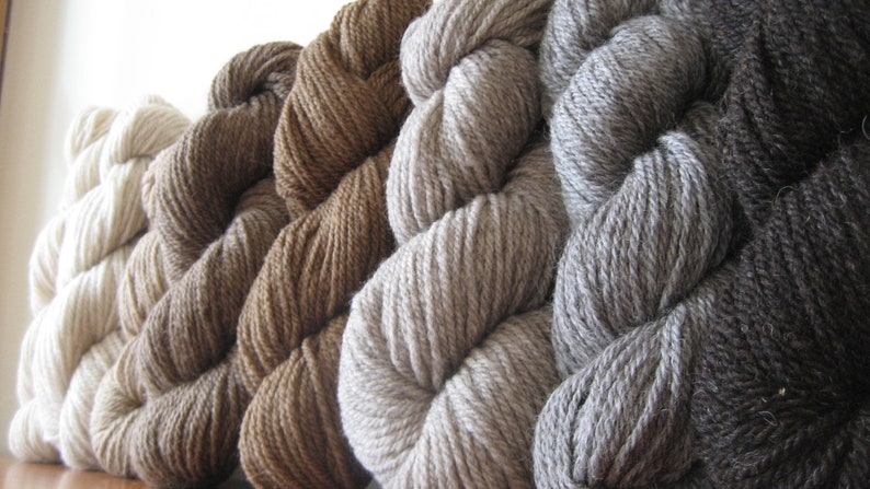 100/% Shetland Yarn DK-weight