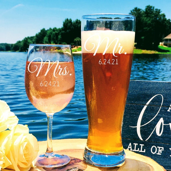 MR & MRS Wine Glass, Mr and Mrs beer Glass, Set(2) of custom engraved Wine,Beer Set. Anniversary Gift