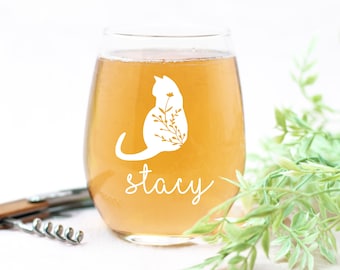 Cat wine glass, Cat Lover's, Kitty, Animal Lover, Fur mama gift, Birthday
