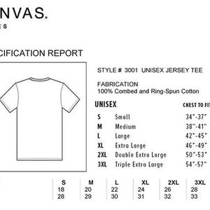 Op de afbeelding: Een maattabel voor een unisex jersey t-shirt, met de borstwijdte in inches voor maten small tot 3XL. De tabel toont ook de borstwijdte en de lichaamslengte in inches voor elke maat.