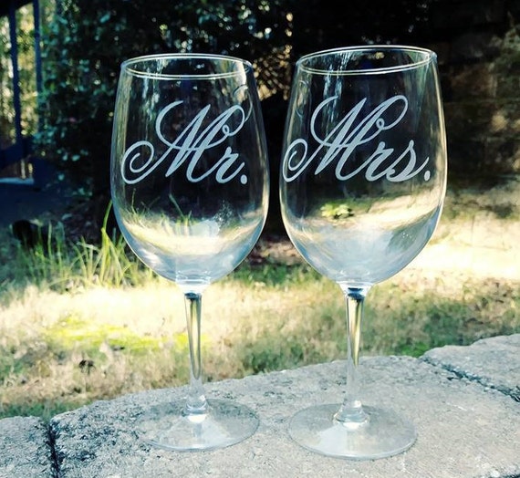 Pair of Personalized Mr. & Mrs. Wine Glasses, Engraved Mr. Mrs. Wine Glasses , Bride Groom Wine Glasses, Anniversary Gift, Bridal Gift