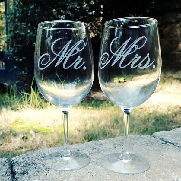 Pair of Personalized Mr. & Mrs. Wine Glasses, Engraved Mr. Mrs. Wine Glasses , Bride Groom Wine Glasses, Anniversary Gift, Bridal Gift