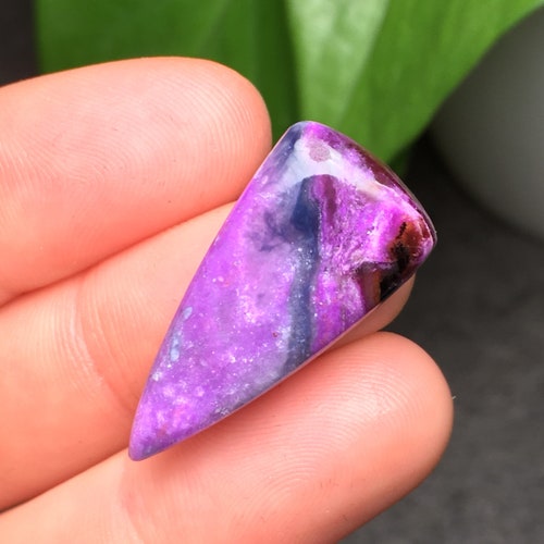 15.8ct Sugilite Cabochon shops