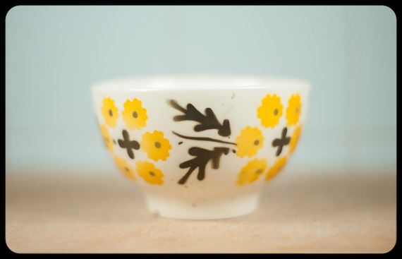 70/'s pattern stencil airbrush Tulip Bowl coffee bowl collection kitchen Vintage Portuguese ceramic bowl SACAV\u00c9M Bowl Breakfast Bowl
