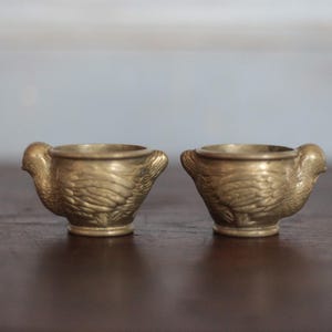 Paire de coquetier bronze forme de poussin, collection, art de la table,made in Italy, egg cup