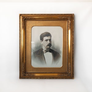 vintage portrait frame, old large gilded wood frame, man portrait, old framed portrait, wall frame, picture frame