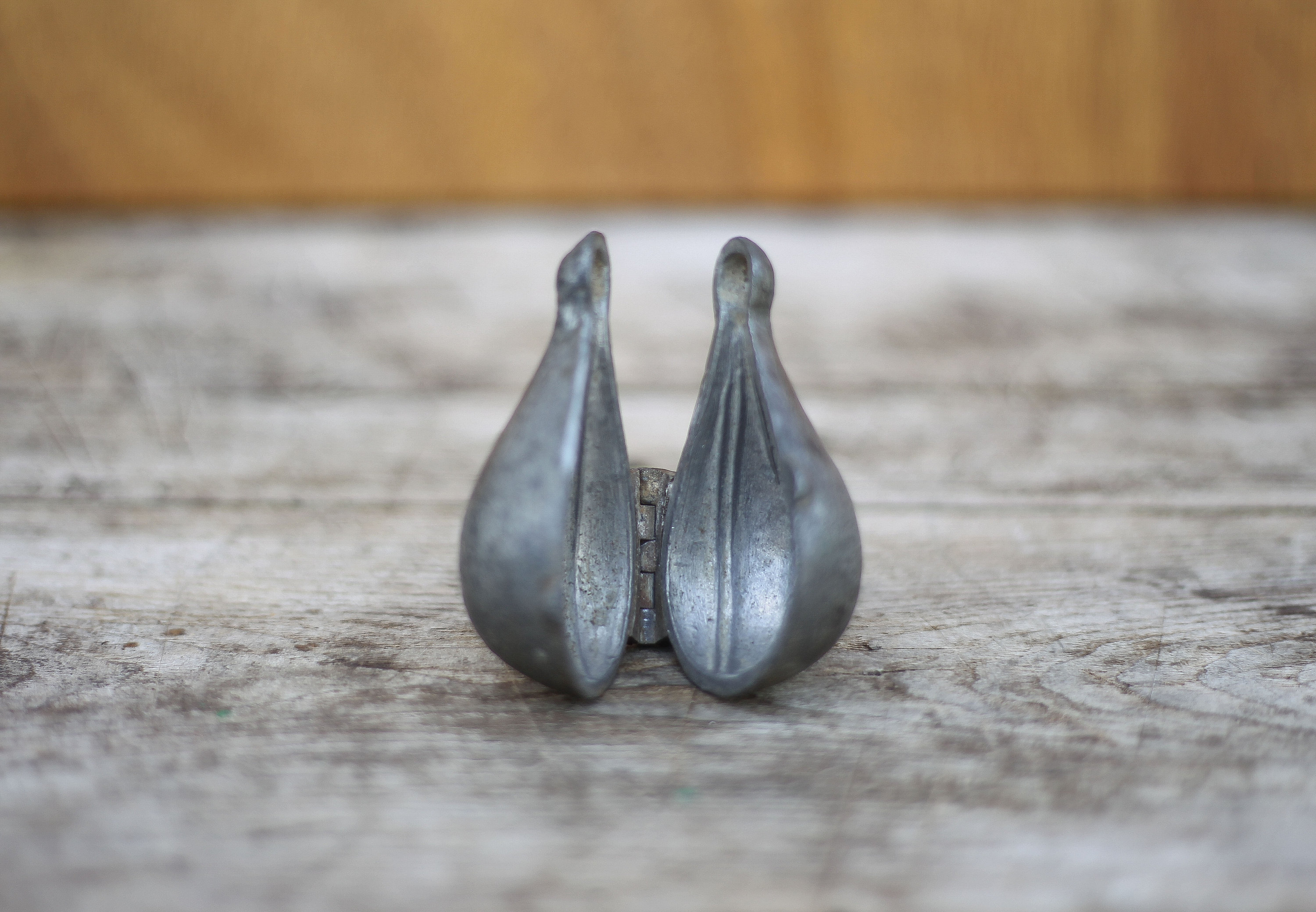 Lot de 2 Moules a chocolat gateau poule ancien en metal vintage 12 cm