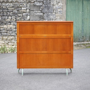 Meuble de rangement, meuble d'école, meuble bois, meuble vintage années 60, décoration intérieur