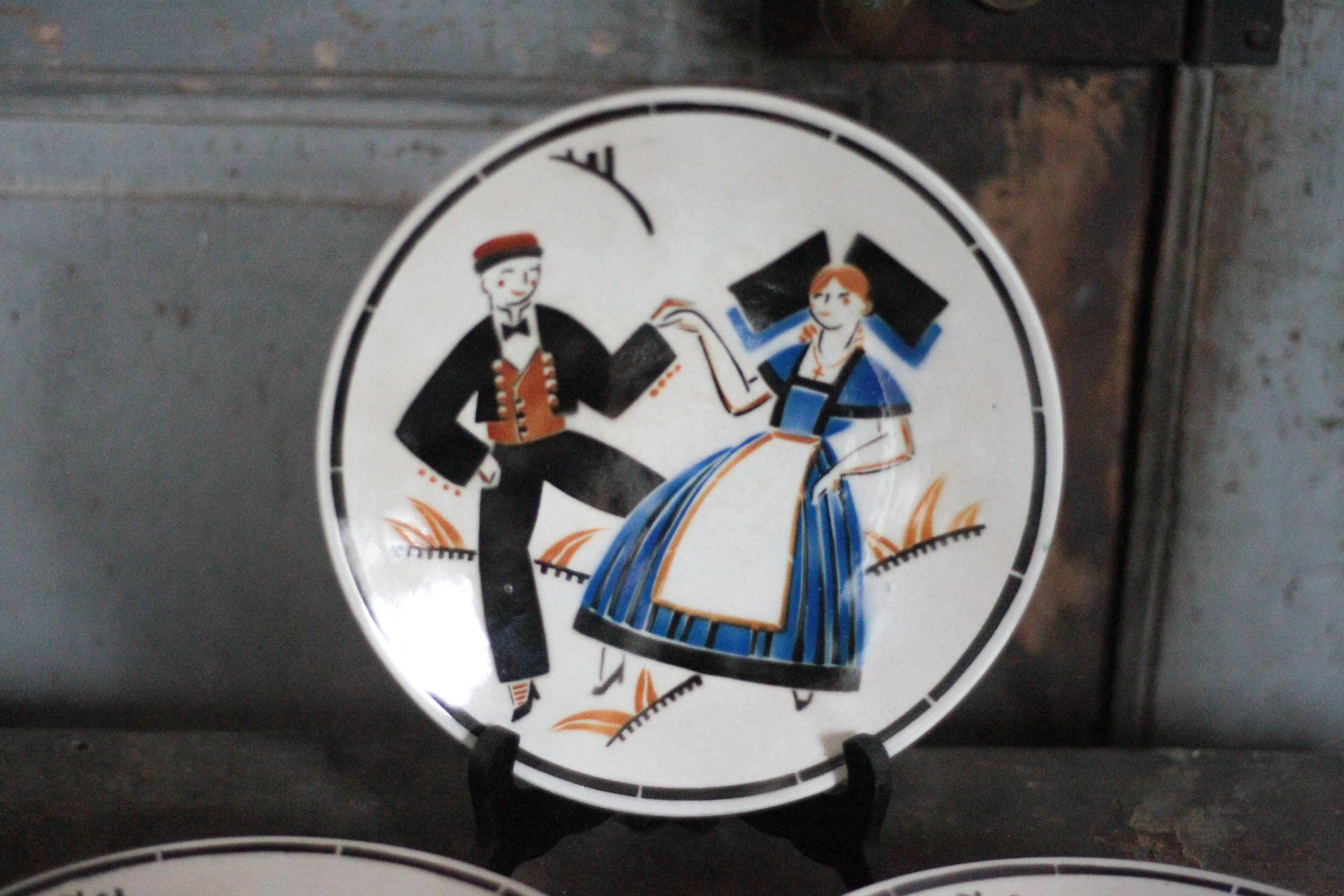 Assiette ancienne Keller et Guerin Lunéville