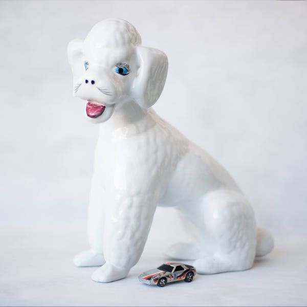 Statue vintage 30 cm, statue caniche, statue chien porcelaine portugaise Pereira valado, poodle, dog statue