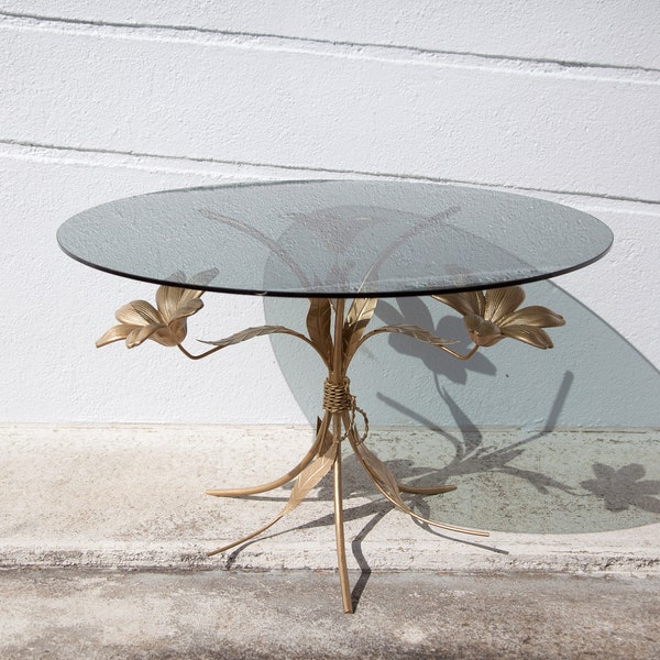 Table basse vintage,  table laiton et verre fumé, table fleur Hans Kogl style, fleur de lotus, flower table