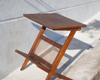 Móveis antigos de madeira, móveis de armazenamento de porta-revistas, extremidade do sofá, mesa lateral, mesa de madeira e corda, móveis em forma de Z, mesa de madeira, anos 40