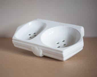 Art deco soap dish, porcelain soap dish, wall mounted soap dish, bathroom accessory, art deco, soap dish, 40&#39;s