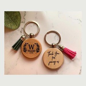 Custom Engraved Wooden Keychain - Personalized Wedding & Party Favors