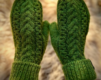 Hand Knitted Wool Alpaca Eskimo Mittens| Deep Green Cozy Cable Knit Winter Gloves| Natural Fibers Only.