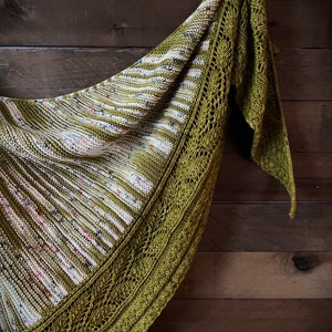 Knitting Pattern, Mary Lou Shawl, Triangular Womens Wrap, Leaves Design, Knitted Scarf, Instant Download Pdf