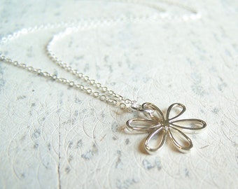 Daisy Necklace, Silver Necklace, Sterling Silver Necklace, Flower Necklace, Tiny Charm Necklace, Silver Charm, Little Daisy Necklace