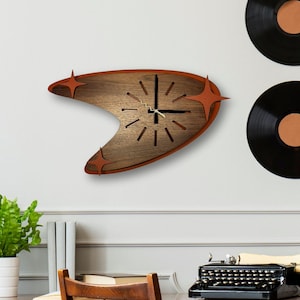 Atomic Starburst Wall Clock, Mid Century Modern Decor, Space Age Aesthetic Gift, Unique Home Accent Gift, Vintage-Inspired Boomerang Clock