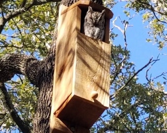 KingWood Original Cedar Owl Box, Screech Owl House For Outside Nesting & Pest Control, Handmade Presents For Him, Bird Mom Dad Gift Idea,