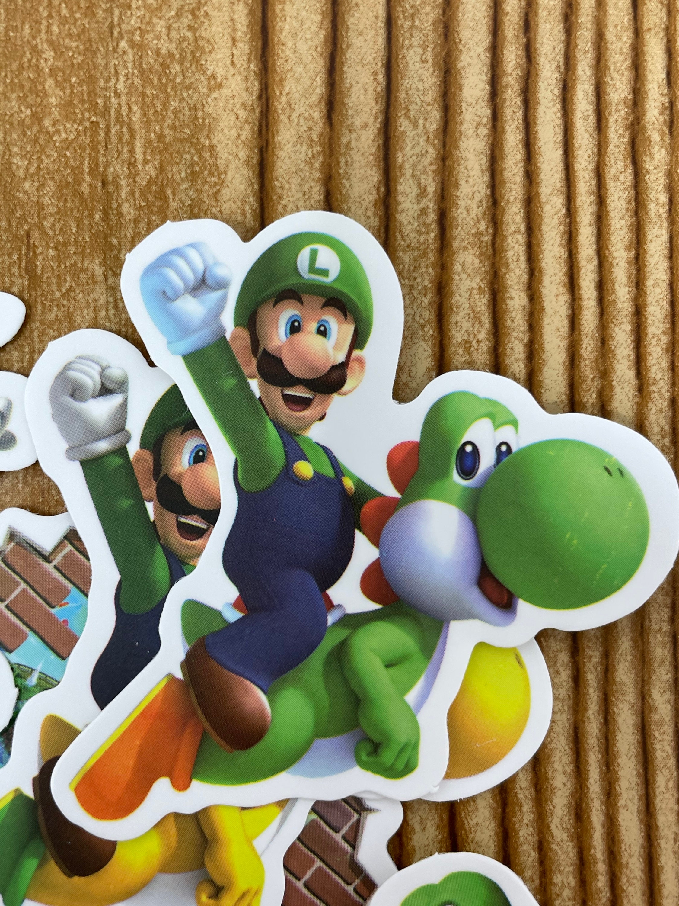 Super Mario Stickers RANDOM Pack of 6 Waterproof Glossy Embellishments ...
