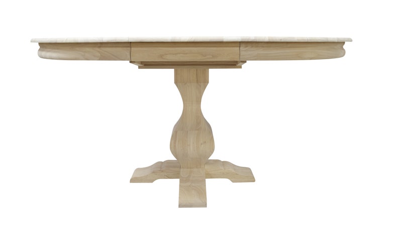 Puede incluir: Una mesa de comedor redonda de color claro con una tapa de m&aacute;rmol. La mesa tiene una base de pedestal y una extensi&oacute;n de hoja. La mesa es de madera y tiene un acabado natural. La mesa tiene aproximadamente 152 cm de di&aacute;metro.