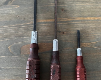 Vintage Wood & Metal Screwdrivers Flathead  3 sizes