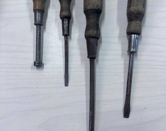 Vintage wood tools 4 pcs  screwdrivers socket