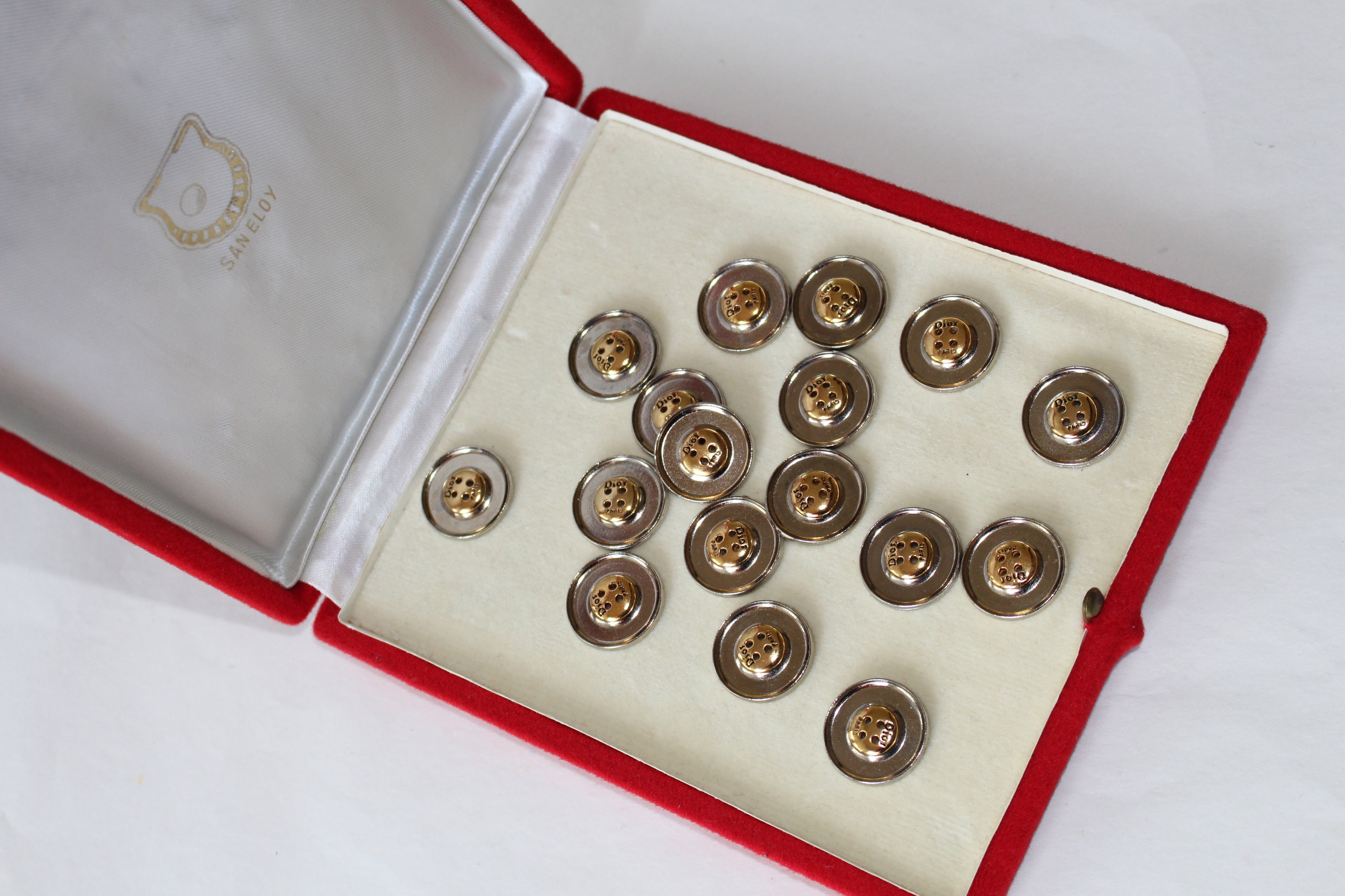 本物/CHANEL ボタン Authentic chanel buttons - Etsy 日本